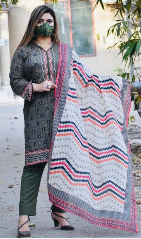 Printed Lawn 3 PCs Stitched