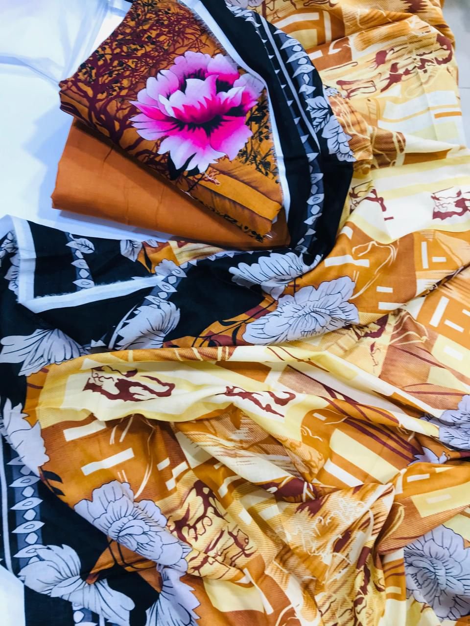 MIX BRAND PRINTED LAWN COLLECTION