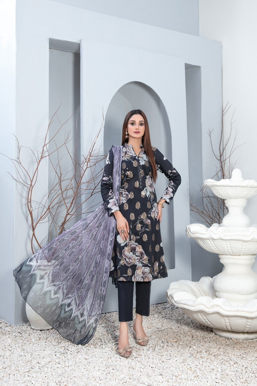 3 Piece Un-Stitched Lawn